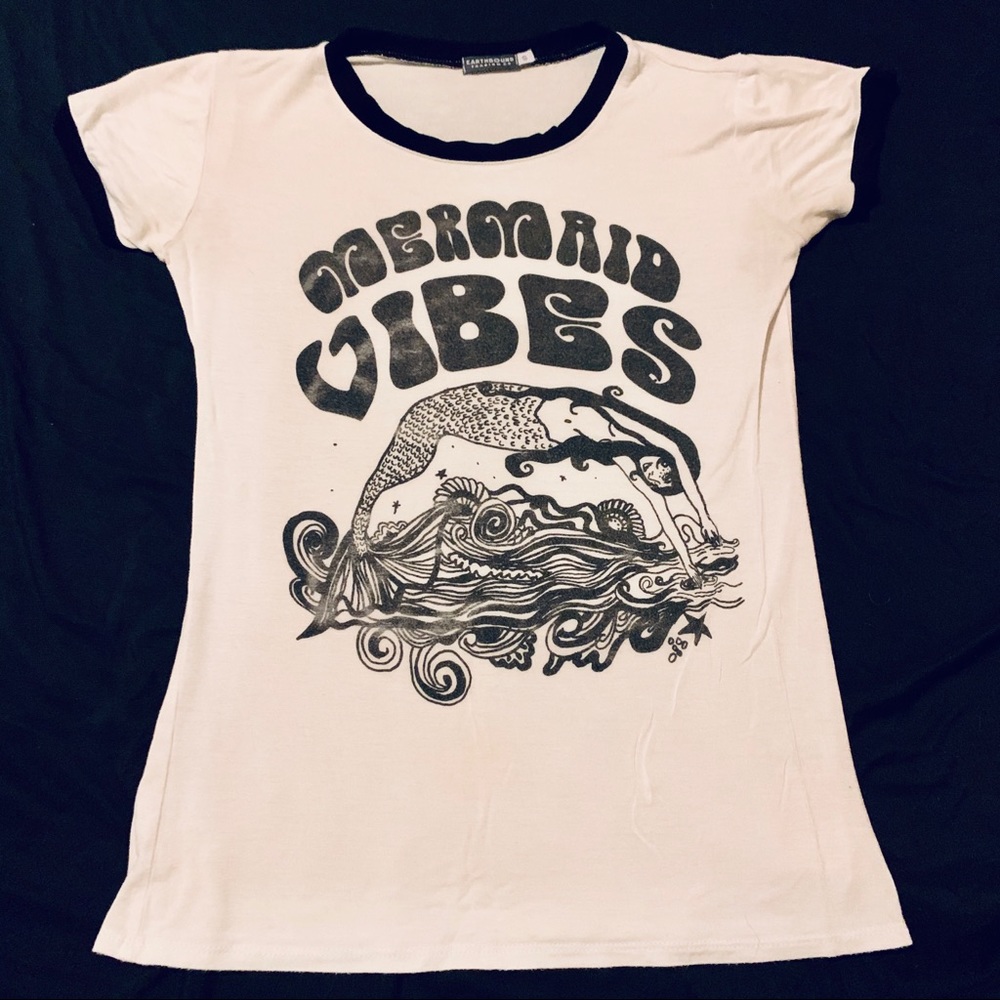 Mermaid 🧜‍♀️ Vibes ringer tee